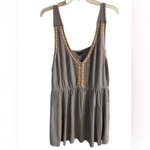 Torrid sleeveless blouse tunic grey embroidered 4X
